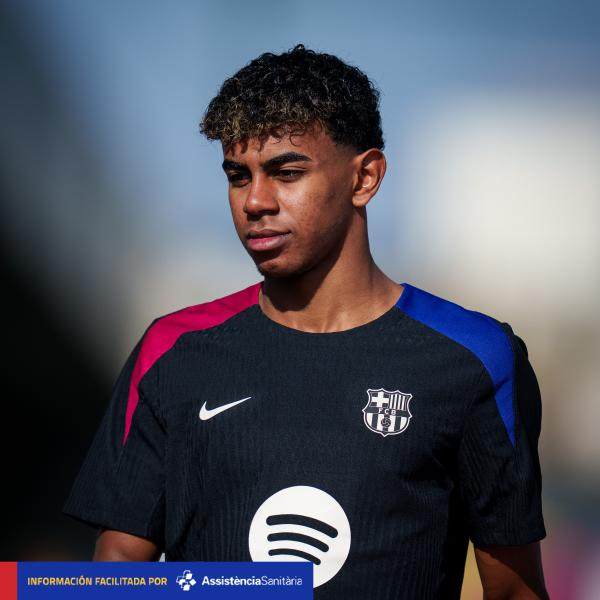 v体育网页版-弗利克：我们犯了严重的错误 莱万那球明显有效