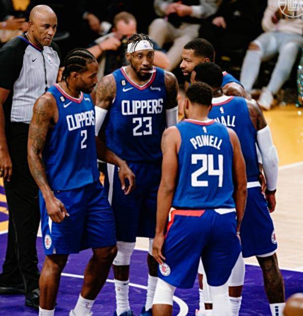 v体育app-【现场】洛城怪味德比：湖人困于死穴 快艇令人期待