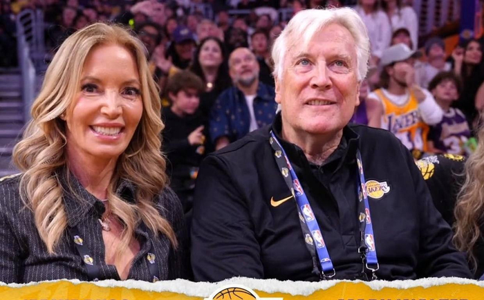 v体育app-NBA名记曝光湖人巴斯家族内斗细节！珍妮・巴斯还是太强了|乔伊|杰西|兄弟姐妹|洛杉矶湖人队|杰西-巴斯_新浪体育_新浪新闻