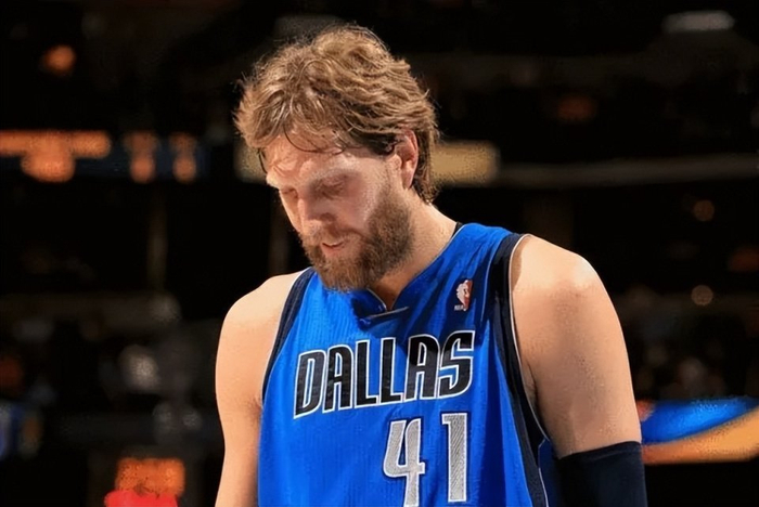 v体育网页版-出道胜乔丹，巅峰虐邓肯，暮年败德克，唯独对科比心服口服！|奥尼尔|科比·布莱恩特|蒂姆·邓肯|湖人|德克·诺维茨基_新浪体育_新浪新闻