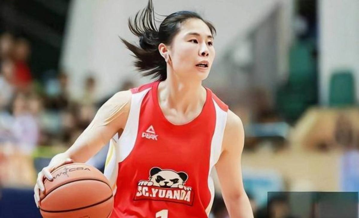 v体育app-中国女篮战胜捷克女篮！听听各界媒体专家怎么说，苏群一针见血